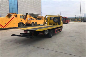 朝阳非事故拖车