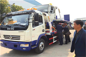 朝阳汽车道路救援拖车价格